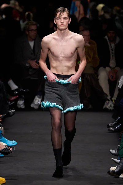 Look 47